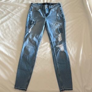 Hollister Low Rise Super Skinny Distressed Vintage Stretch Jeans Size 1R W25 L30